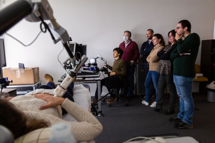 Rádio Regional do Centro: FMUC recebeu primeira edição do Curso de Formação de Ecografia Abdominal Clínica