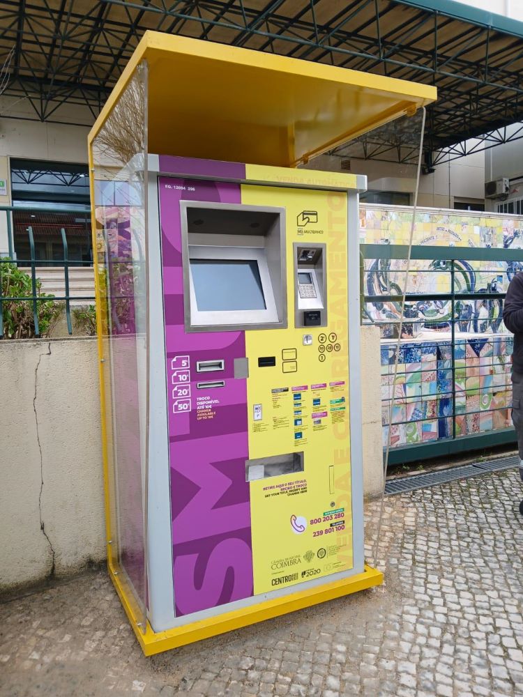 Rádio Regional do Centro: SMTUC instalam máquinas de venda automática no Polo I da Universidade e no IPO