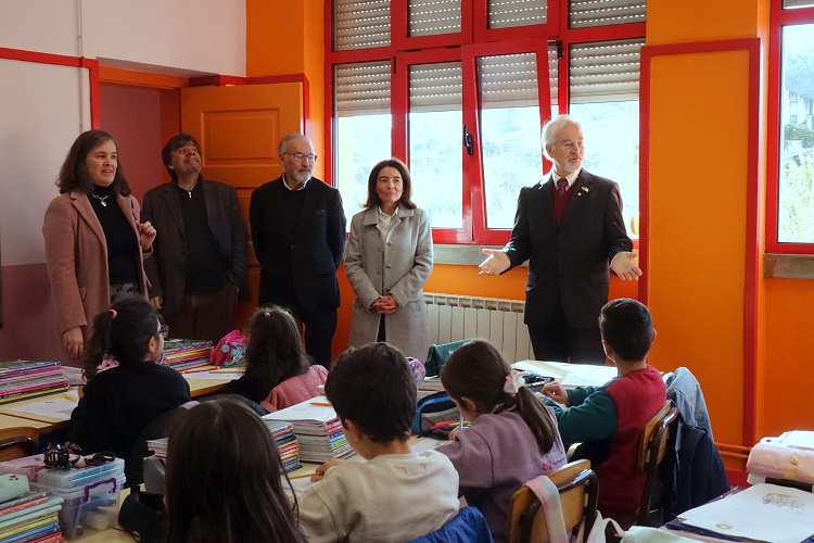 Rádio Regional do Centro: Coimbra: Centro Escolar de Ribeira de Frades abriu após obras de remodelação