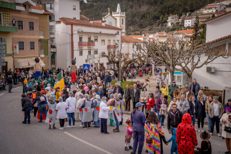 Rádio Regional do Centro: Cortejo de Carnaval vai sair à rua em Pampilhosa da Serra