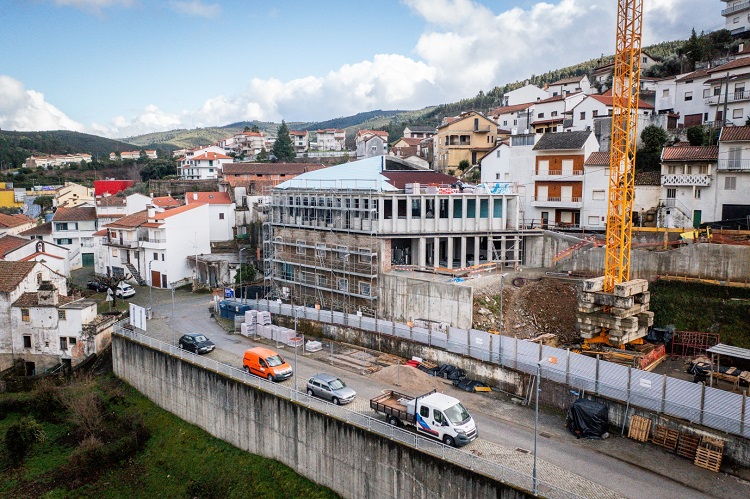 Rádio Regional do Centro: Pampilhosa da Serra Business Center mais perto de chamar empresas